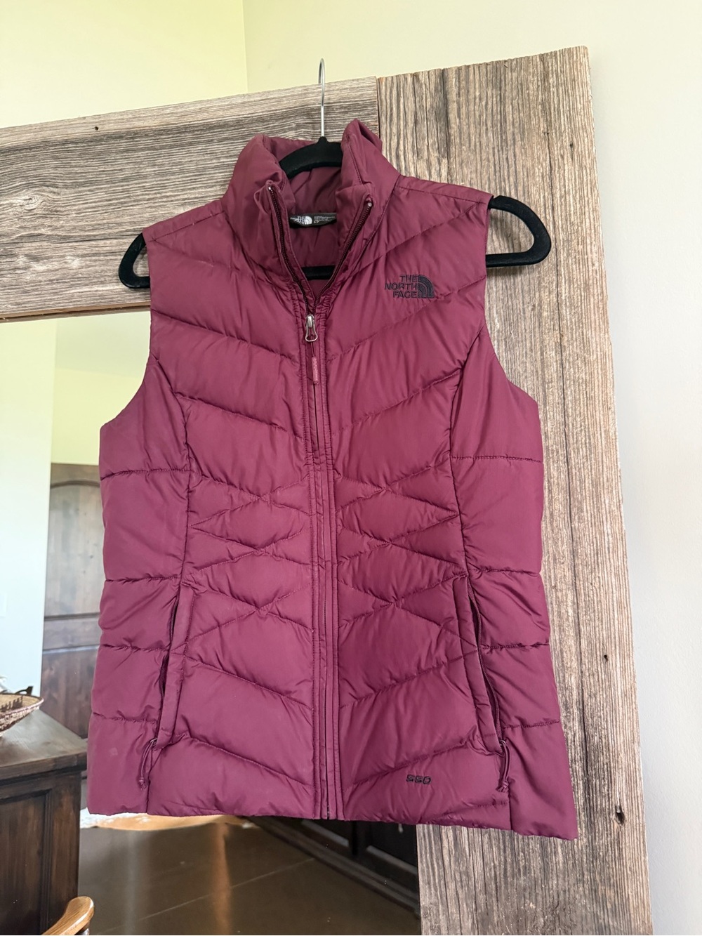 The North Face Women's Insulated Quilted Vest Small